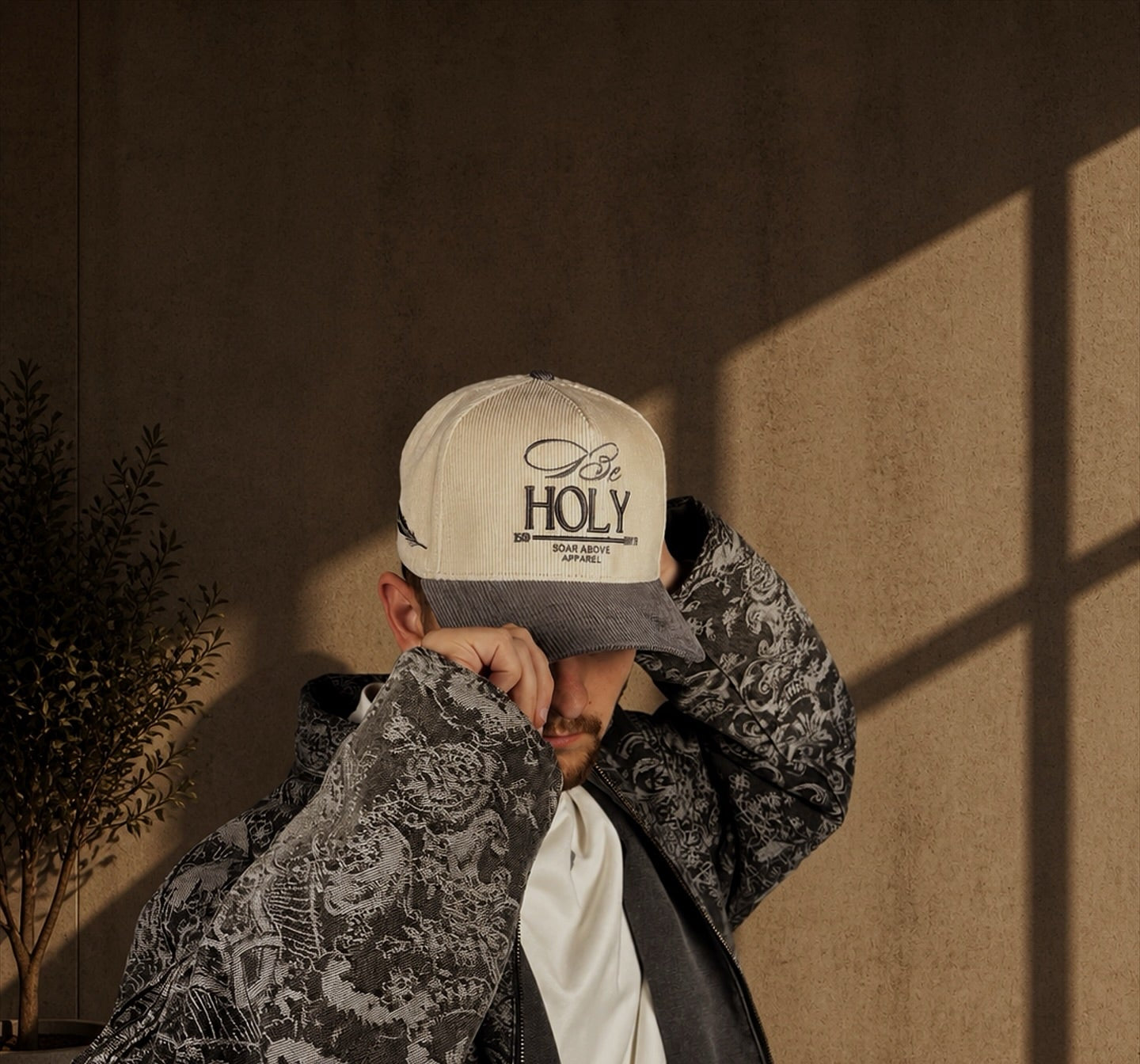 BE HOLY CORDUROY HAT
